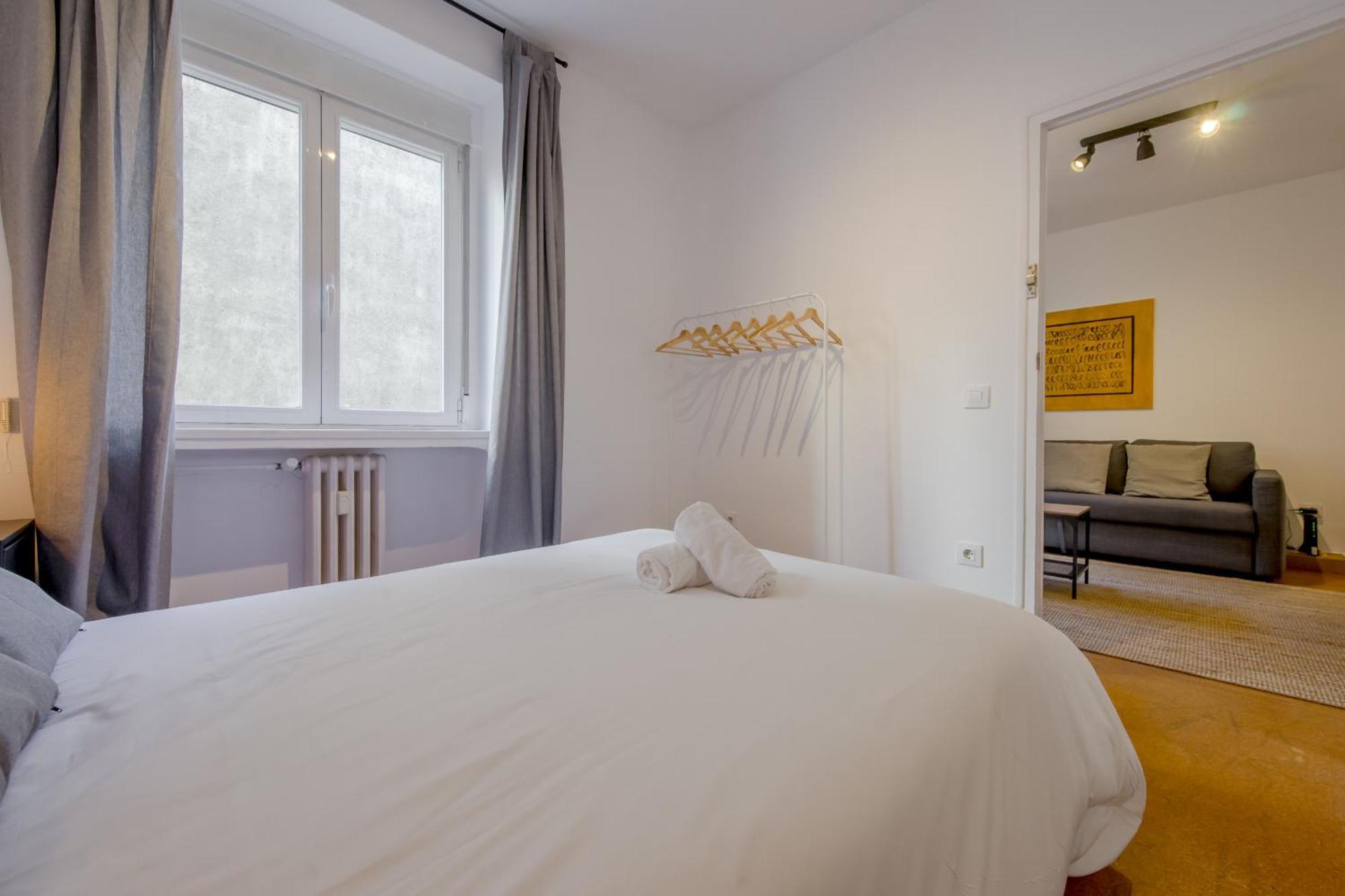 Classic Apt 7Pax En La Latina-Centro De Мадрид Экстерьер фото