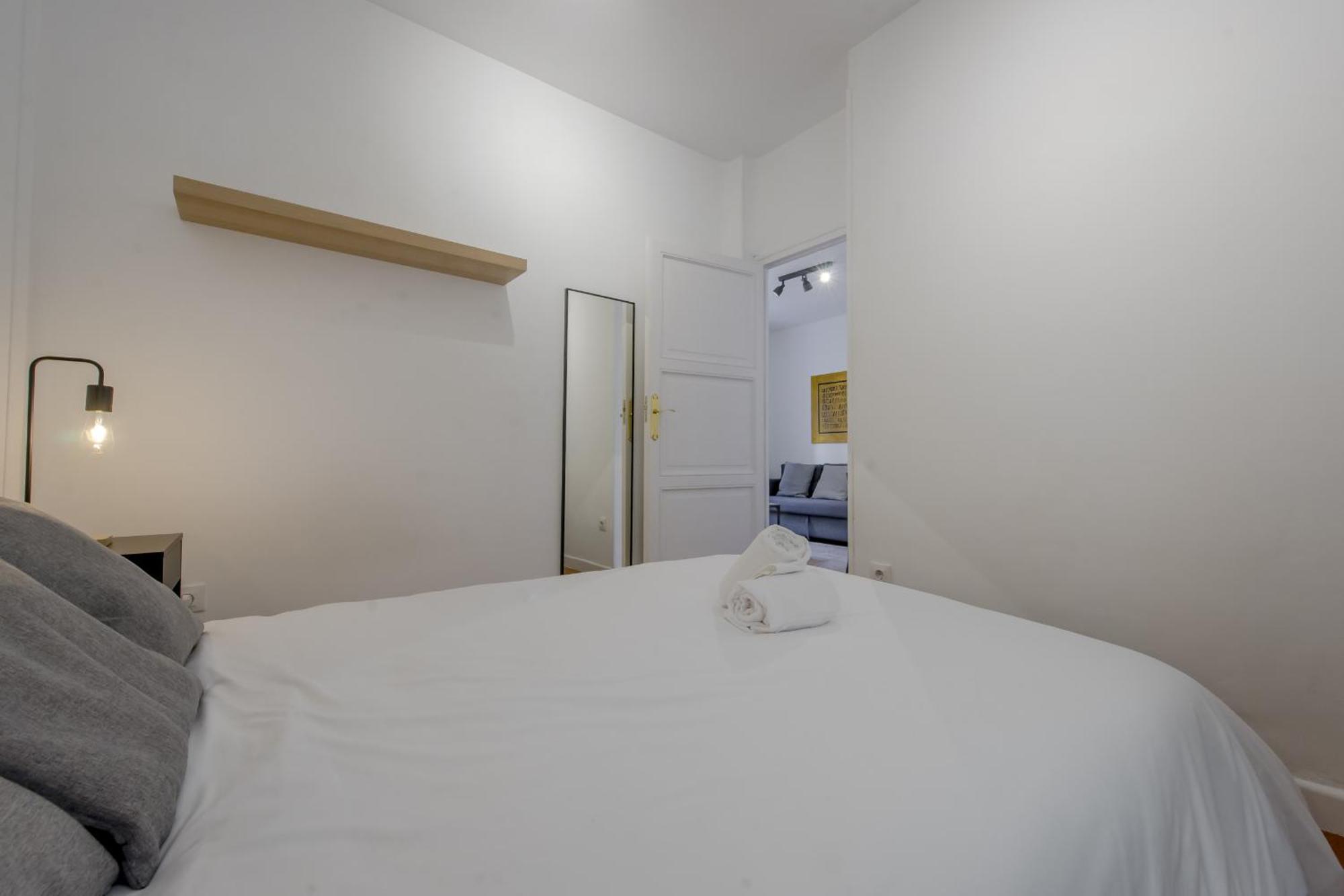 Classic Apt 7Pax En La Latina-Centro De Мадрид Экстерьер фото